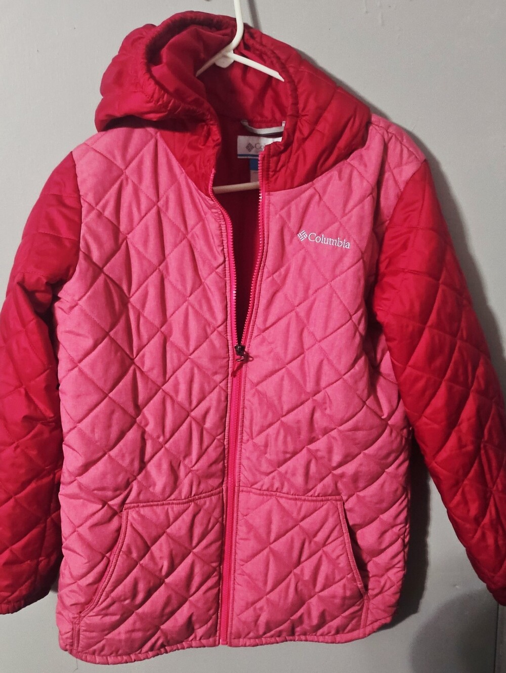 Girls Columbia Colorblock (light pink/dark pink) quilted zip up jacket size XL